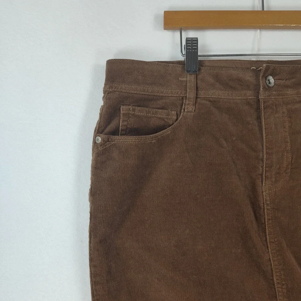 Sonoma Life Style Brown Corduroy Mid Rise Skirt Size 8 Casual